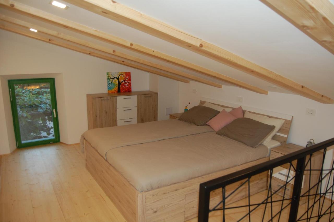 Apartma Hiska Dobravlje Exteriér fotografie